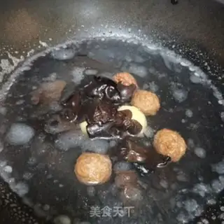 Make Wood spinach meatball soup step 2