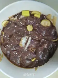 Make Spinach liver soup step 1