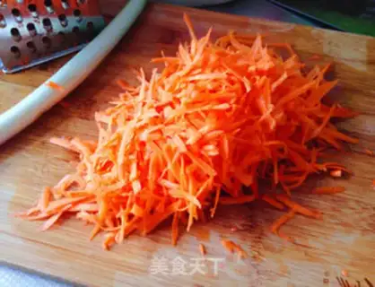 Make Blow up carrot balls step 1