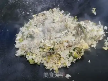 Make Snowball egg rice step 6
