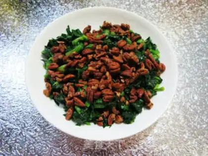 Make Little pecan spinach step 8