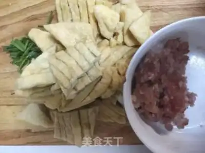 Make Meat stew, tofu step 0