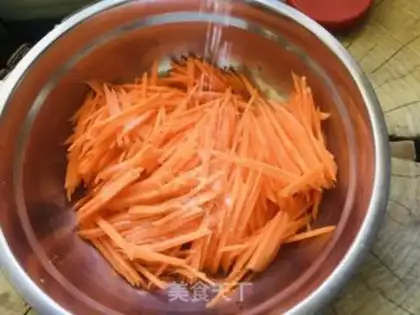 Make Pickled carrots step 2