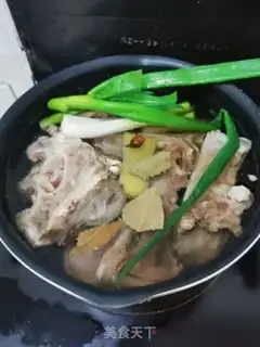 Make Corn oxbone soup step 1