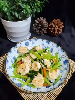 Make Shrimp fried celery step 12