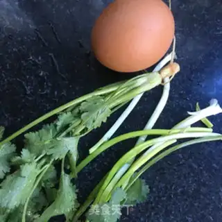 Make Garlic egg noodle step 1
