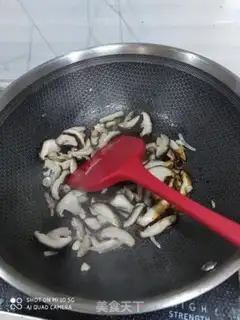 Make Scramble mushrooms step 6