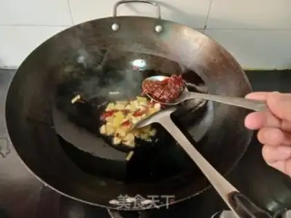 Make Spicy chicken sausages step 4