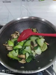 Make Scramble mushrooms step 8