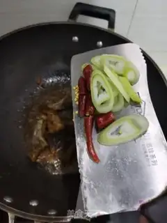 Make Clear the salted fish step 5