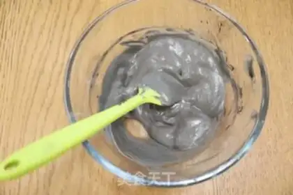 Make Cream cake step 16
