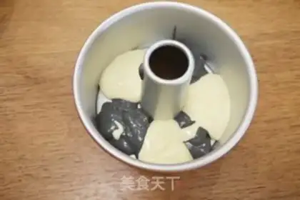 Make Cream cake step 18