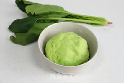 Make Spinach dumplings step 1