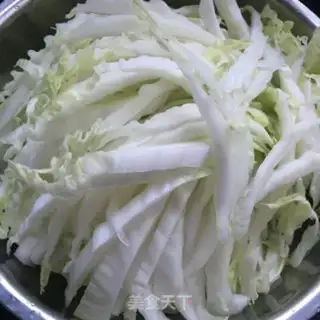 Make A big cabbage stew step 3