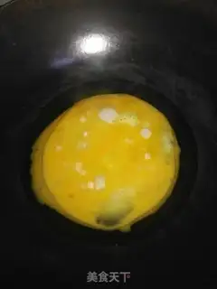 Make Spinach fried eggs step 5