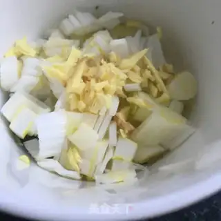 Make A big cabbage stew step 4