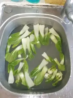 Make Bean-skin and weed step 1