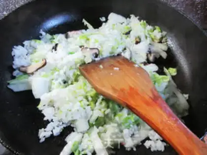 Make Spoons and rice step 4