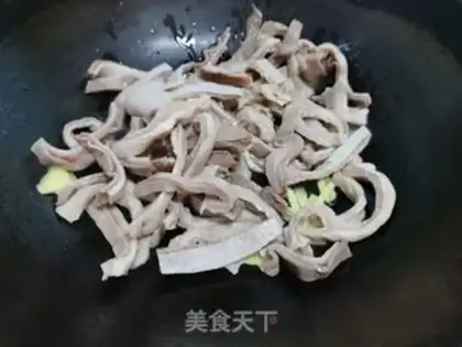Make Piggy belly stew step 2