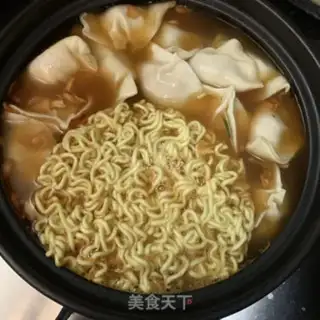 Make Spicy cabbage and noodles step 6