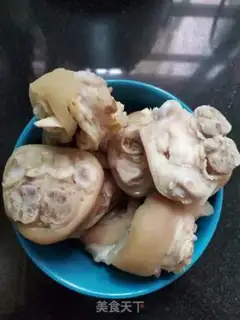 Make Peanut pig feet step 2
