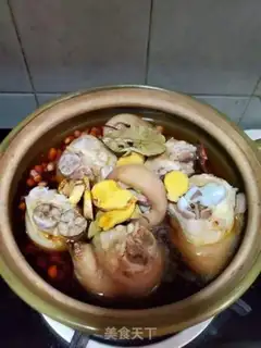 Make Peanut pig feet step 3