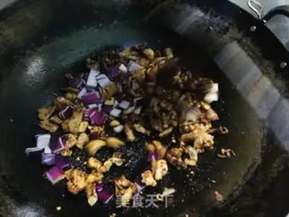 Make Chicken mushroom noodles step 3