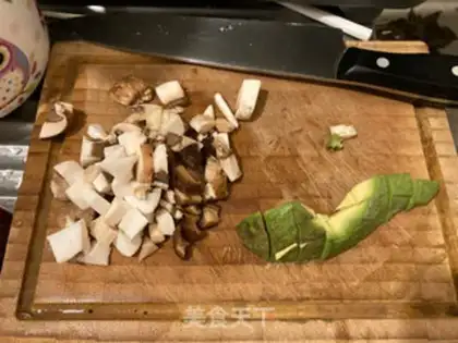 Make Seafood egg fried rice step 2