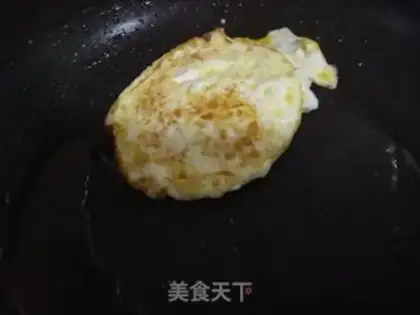 Make omelet soup step 1