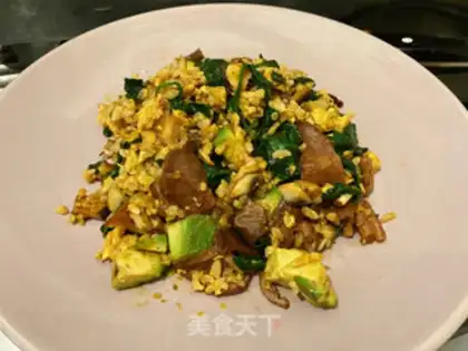 Make Seafood egg fried rice step 8