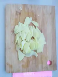 Make Pyramid chips step 1