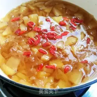 Make A silver apple with red sugar step 10