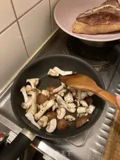 Make Fresh black pepper steak step 11