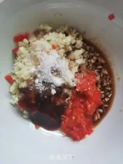 Make Garlic fans step 2