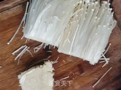 Make Garlic fans step 5