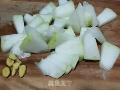 Make Fish dry-burned melons step 1