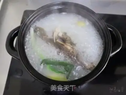 Make Yellowfish tofu soup step 3