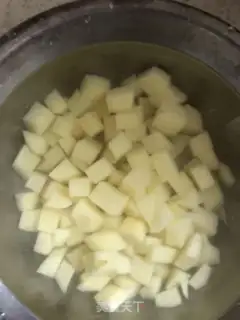 Make Japanese curry step 1