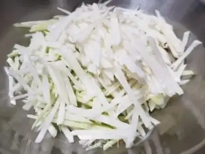 Make Black radish salt step 0