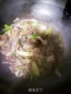 Make Onion fried lamb step 7