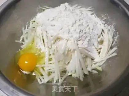 Make Black radish salt step 1