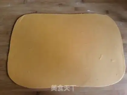 Make Hands on pumpkin noodles step 5