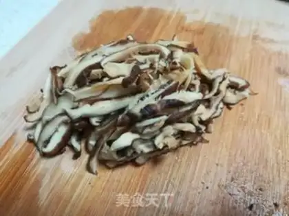 Make Shrimp rolls step 5