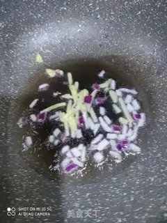 Make Frozen tofu soup in the snow step 3