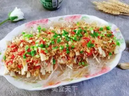 Make Garlic fans step 15