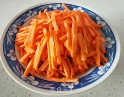 Make Carrot, spinach step 1