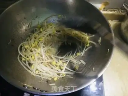 Make Soybean sprouts step 3