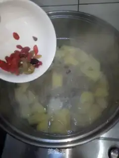 Make Silver Ears and Fruits step 4