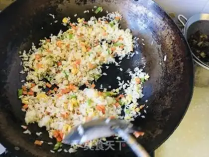 Make Egg fried rice step 3