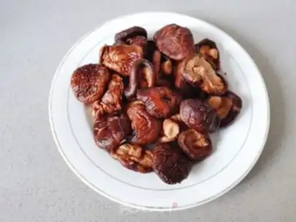 Make Homemade fragrance mushroom sauce step 1